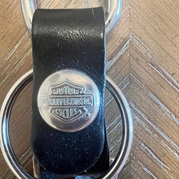 Harley-Davidson Black Keychain - Picture 2 of 4